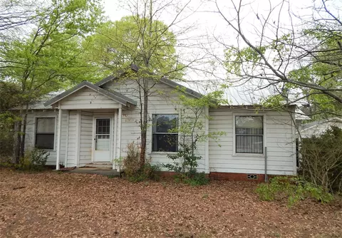 306 S Mimosa, Ore City, TX 75683