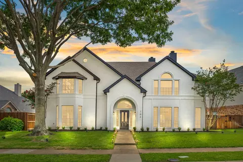 704 Baxter Dr, Plano, TX 75025
