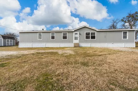 5617 Longhorn Trl, Joshua, TX 76058