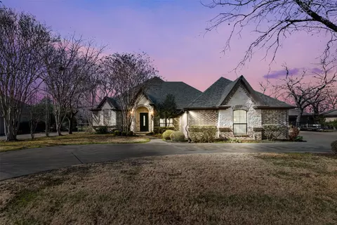9606 Monticello Dr, Granbury, TX 76049