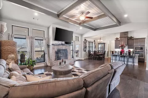 4309 Jennifer Ln, Crowley, TX 76036
