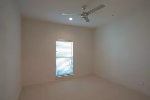 837 Meadow Bend Loop W, Grapevine, TX 76051 photo 13
