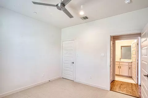 837 Meadow Bend Loop W, Grapevine, TX 76051 photo 14