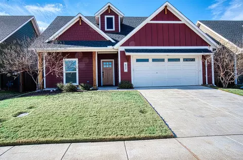 837 Meadow Bend Loop W, Grapevine, TX 76051
