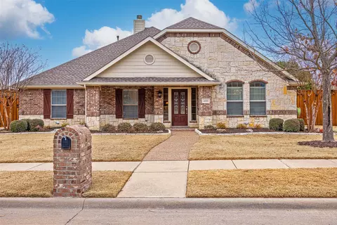 4333 Bluffview Dr, Sachse, TX 75048