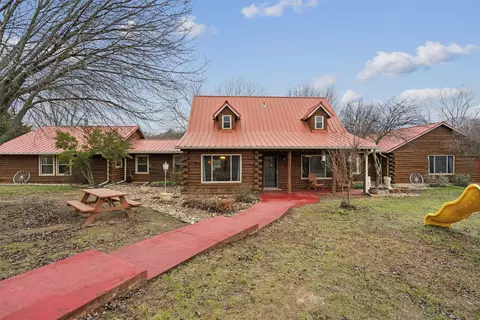 641 Arroyo Dr, Fort Worth, TX 76108