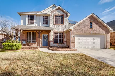9724 Hathman Ln, Fort Worth, TX 76177