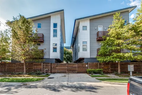 2431 N Garrett Ave #2, Dallas, TX 75206