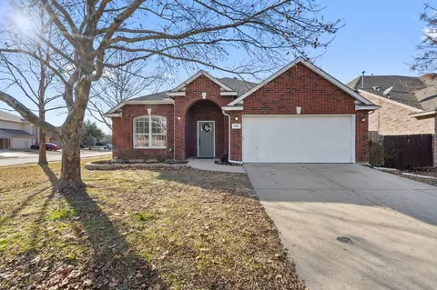 801 Essex Dr, Mckinney, TX 75071