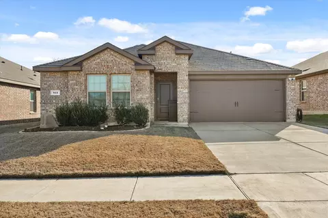 912 Euston St, Denton, TX 76209 photo 2