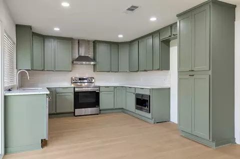 2303 Greenwood Cir, Carrollton, TX 75006