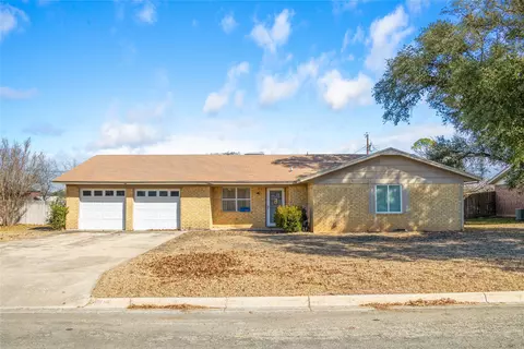 4410 Mcarthur Cir, Brownwood, TX 76801
