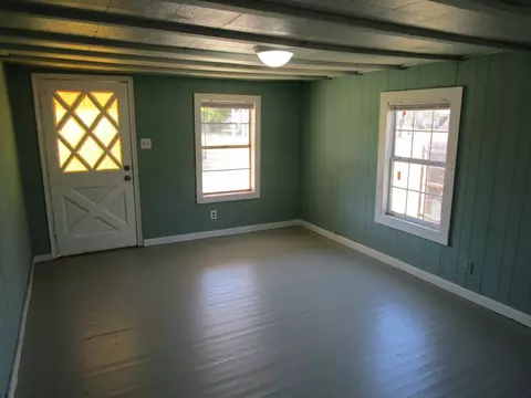 605 E Glisson Ave, Electra, TX 76360 photo 11