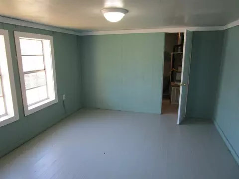 605 E Glisson Ave, Electra, TX 76360 photo 19