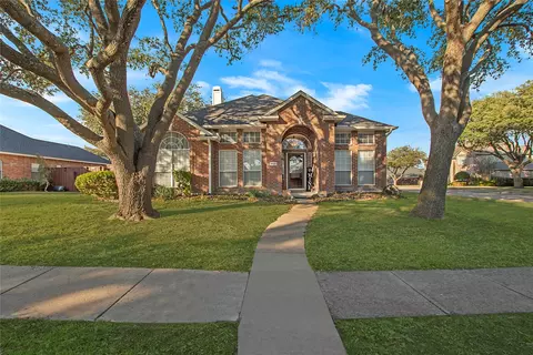 9005 Golden Pond Dr, Rowlett, TX 75089