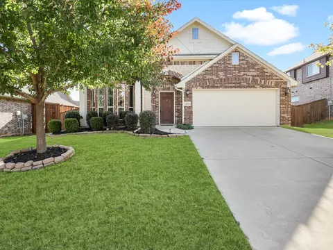 1138 Destrehan Dr, Burleson, TX 76028