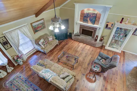 Living - 108 S Colbert Dr, Minden, LA 71055 photo 4 of 4