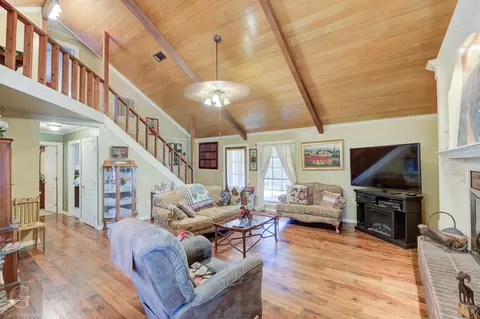 Living - 108 S Colbert Dr, Minden, LA 71055 photo 1 of 4