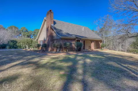 Exterior - 108 S Colbert Dr, Minden, LA 71055 photo 2 of 7