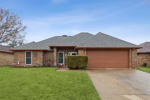 6312 Brownlee Ln, Arlington, TX 76018