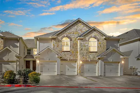 2651 Eagle Dr, Grapevine, TX 76051