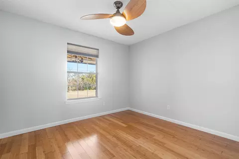 Bedroom - 616 Pine Bluff St, Cleburne, TX 76031 photo 3 of 7