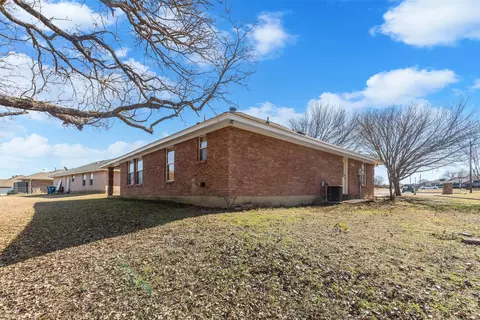 Other - 616 Pine Bluff St, Cleburne, TX 76031 photo 4 of 4