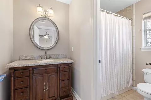 Bath - 616 Pine Bluff St, Cleburne, TX 76031 photo 2 of 2