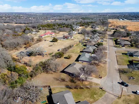 View/Area - 616 Pine Bluff St, Cleburne, TX 76031 photo 8 of 8