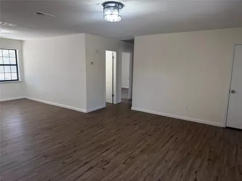 Living - 102 Azalea St, Minden, LA 71055 photo 3 of 3