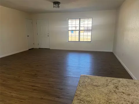 Living - 102 Azalea St, Minden, LA 71055 photo 1 of 3