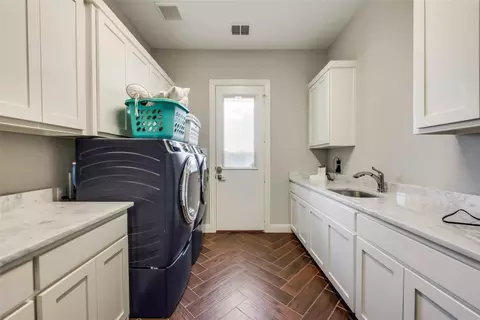 2503 Pikes Peak, Cedar Hill, TX 75104 photo 20