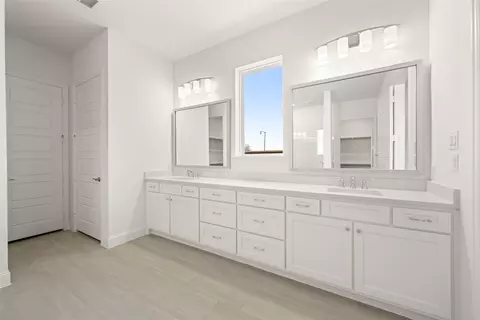 Bath - 14532 Walsh Ave, Aledo, TX 76008 photo 4 of 6