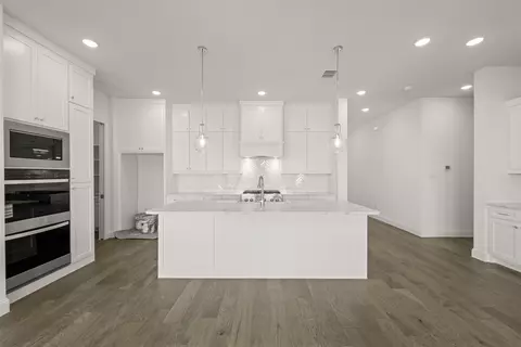 Kitchen - 14532 Walsh Ave, Aledo, TX 76008 photo 2 of 2