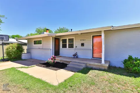 2041 Woodard St, Abilene, TX 79605