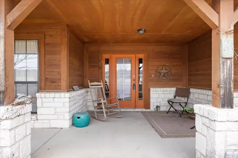 1275 Waters Edge Ln, Glen Rose, TX 76043