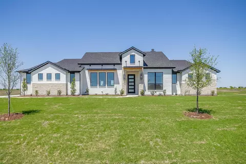 210 Talpin Ln, Venus, TX 76084