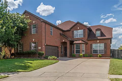 5311 Hockley Dr, Grand Prairie, TX 75052