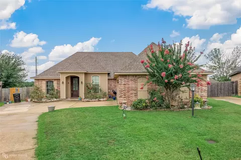 689 Fox Nest Cir, Haughton, LA 71037