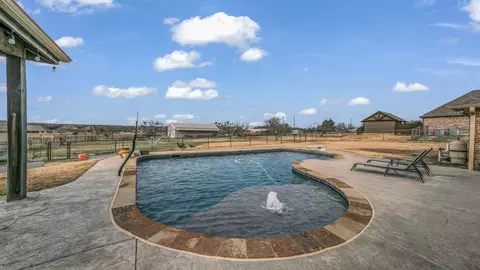 407 Scenic View Dr, Aledo, TX 76008