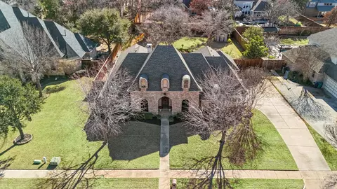 113 Meadowlands Dr, Denton, TX 76210