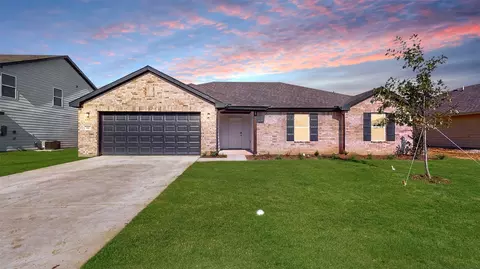 111 Annabelle St, Cleburne, TX 76031