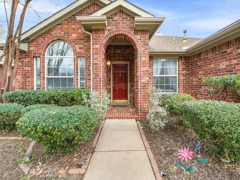 3023 Blake St, Corinth, TX 76210