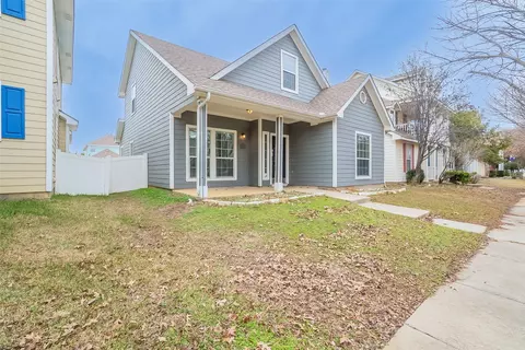 1617 Degnen Ln, Providence Village, TX 76227