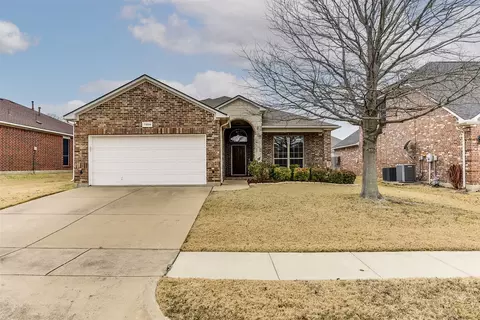7806 Roswell Ct, Arlington, TX 76002