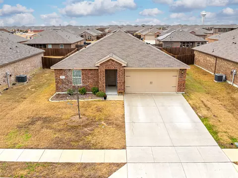 904 Saddle Horn Way, Royse City, TX 75189