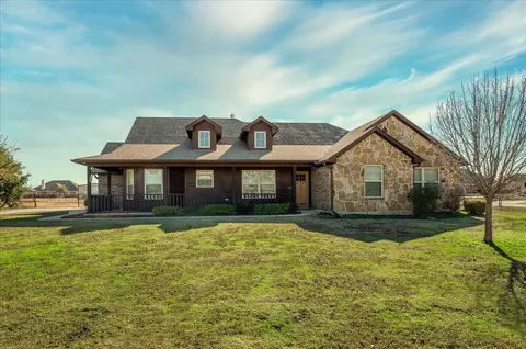331 Whitney Dr, Nevada, TX 75173