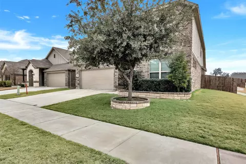 2400 Open Range Dr, Fort Worth, TX 76177