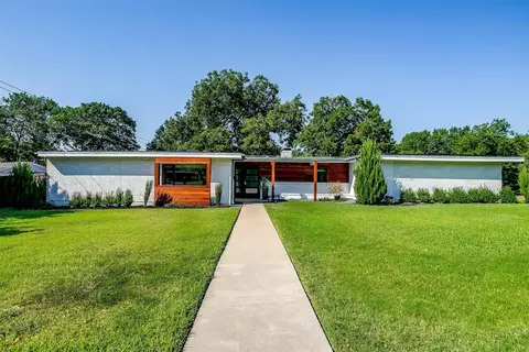 3800 Pelham Rd, Fort Worth, TX 76116