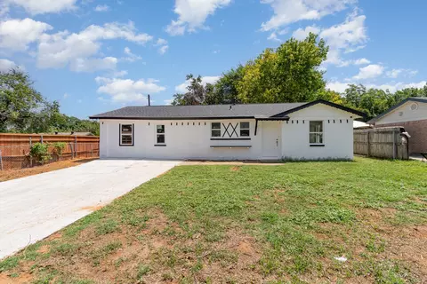1012 Wilemon Dr, Bedford, TX 76022